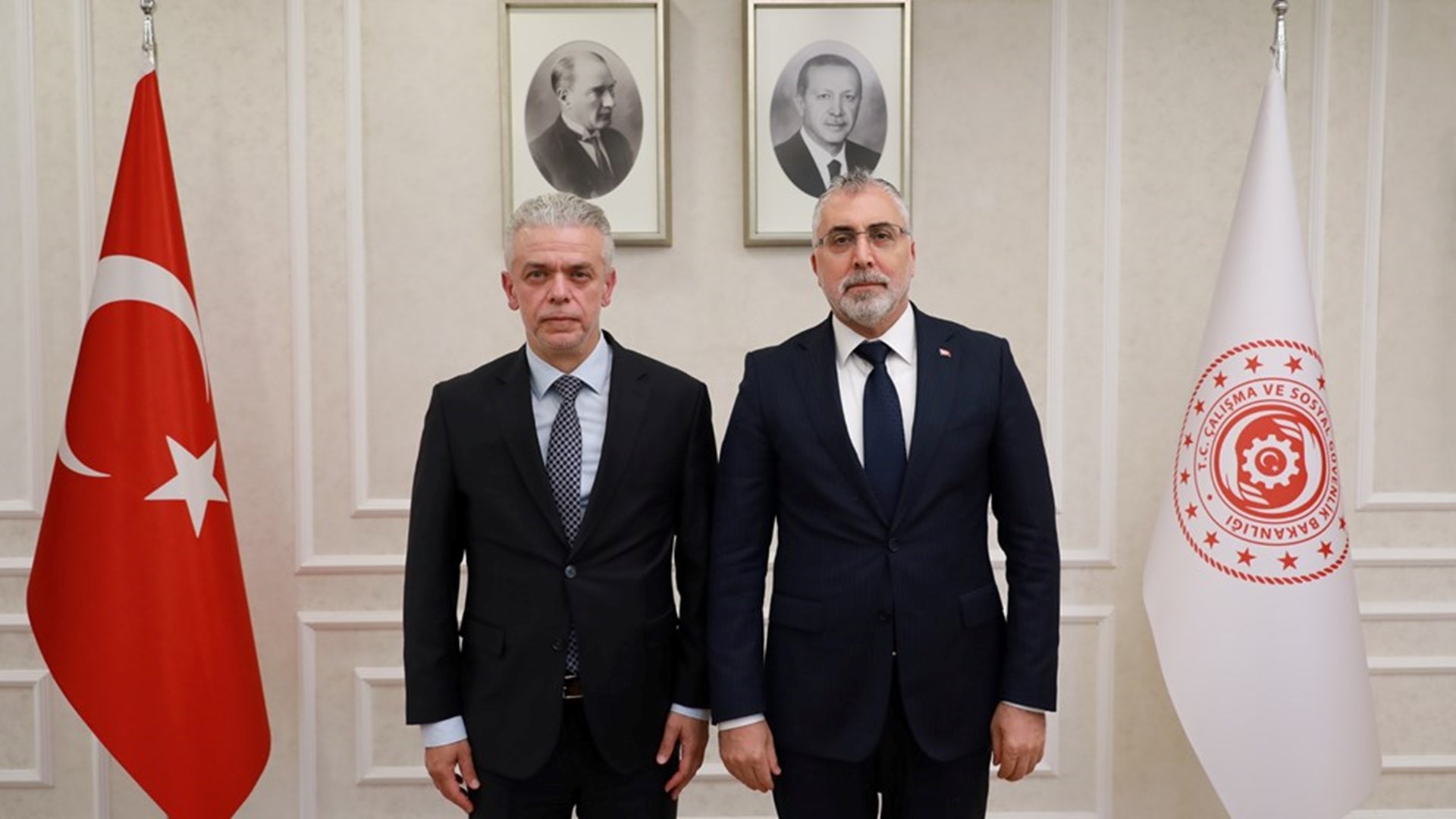 Dostane bir havada ve verimli geçen görüşmelerde her üç ülkenin Bakanlığıyla Bakanlığımız arasındaki olası işbirliği alanları üzerinde istişarelerde bulunuldu.  Sayın Büyükelçilerle yapılan görüşmelerde aşağıdaki hususlar yer aldı: