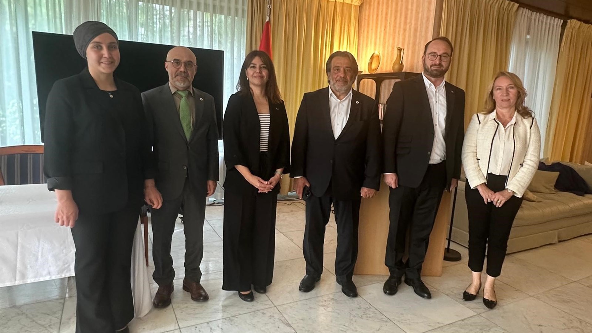 Münih'te Sivil Toplum Kuruluşlarıyla Eşgüdüm ve Bilgilendirme Toplantısı Gerçekleştirildi