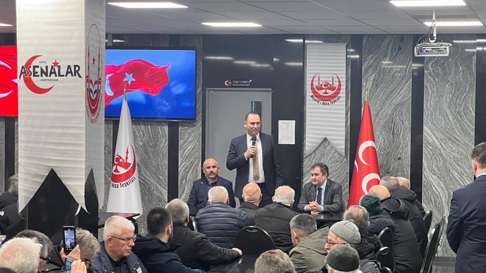 Amsterdam'da ve Utrecht'te Vatandaş Bilgilendirme Toplantıları