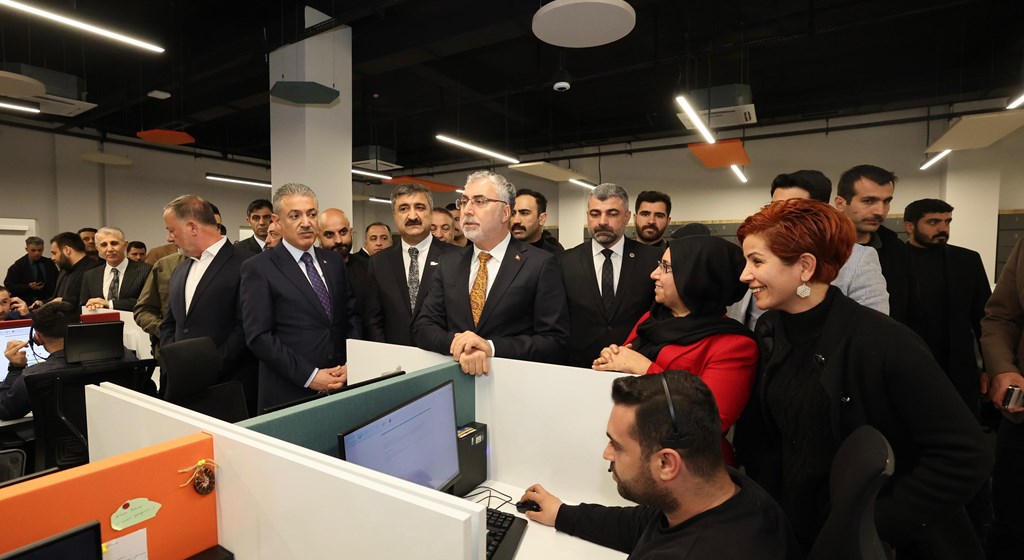 Bakan Işıkhan, Mardin’de “Vefa Buluşması İftar Programı” na Katıldı