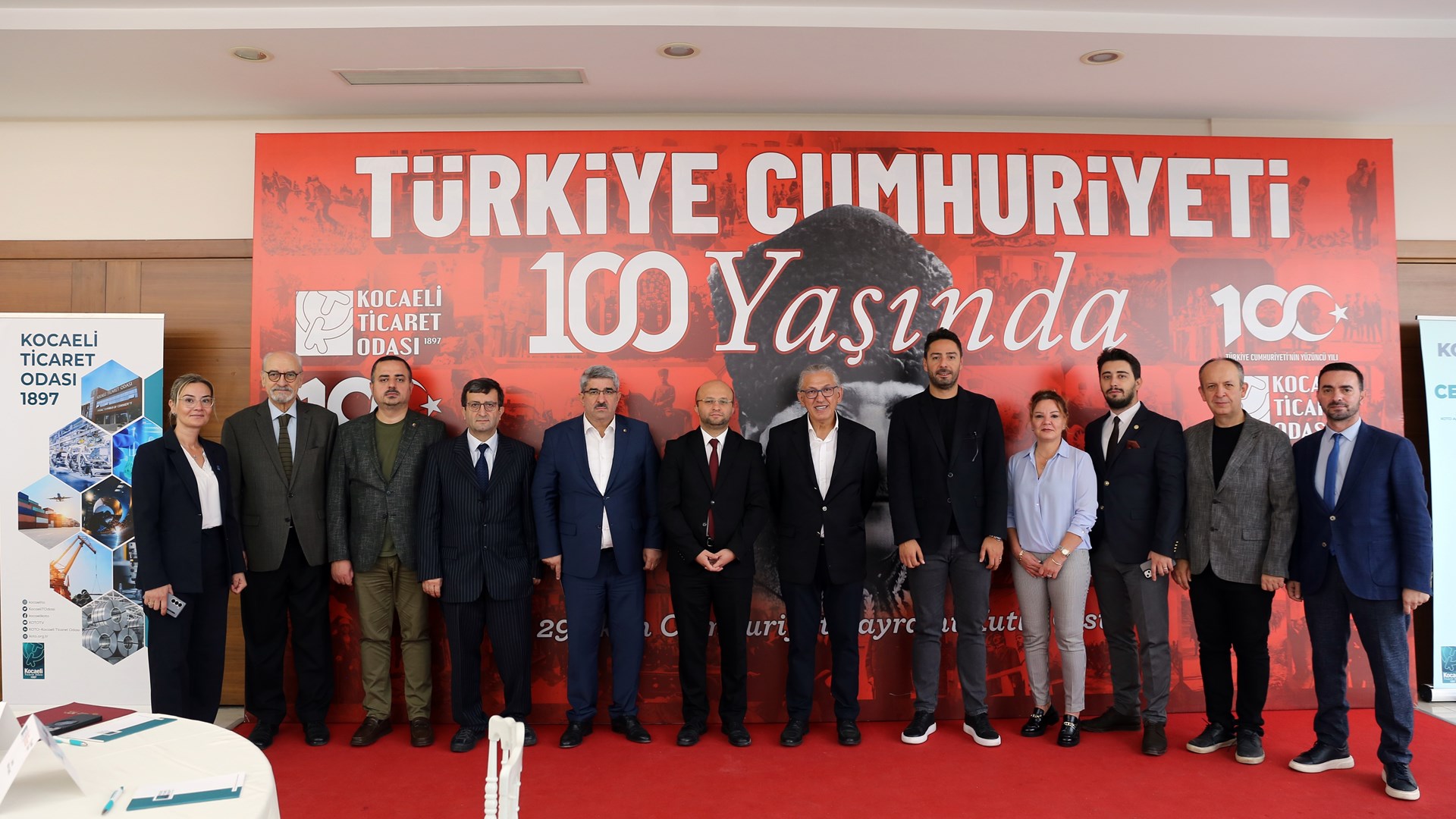 Genel Müdürlüğümüz ile Risk Yönetimi Derneği iş birliğiyle organize edilen "Yangın ve Patlamalarda İş Sağlığı ve Güvenliği Uygulamaları" konulu çalıştay, Kocaeli Ticaret Odası (KOTO) ev sahipliğinde kamu, sivil toplum kuruluşları ve özel sektör temsilcilerini bir araya getirdi.