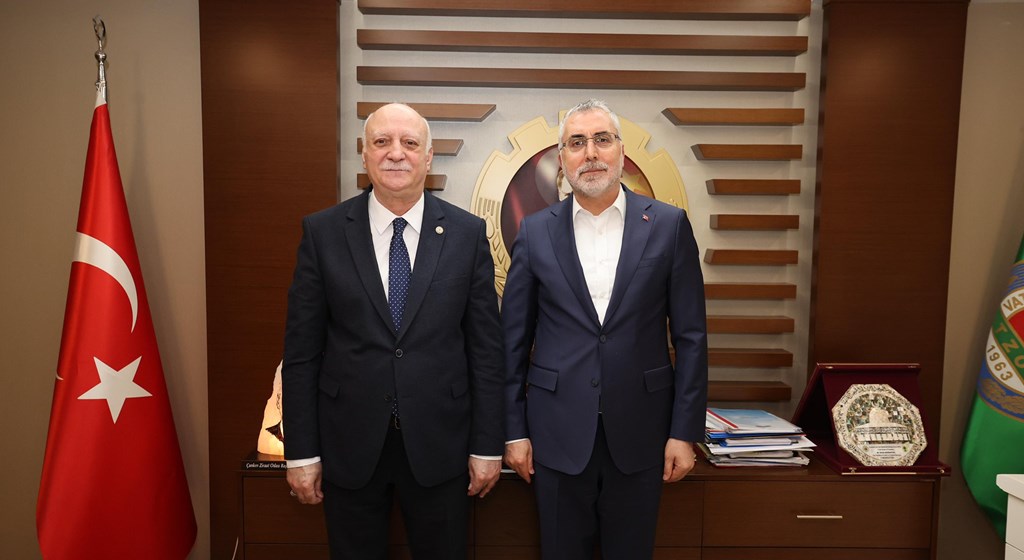 Çalışma ve Sosyal Güvenlik Bakanı Prof. Dr. Vedat Işıkhan, Türk-İş, Hak-İş, Türkiye Kamu-Sen, TESK ve TZOB Konfederasyonlarını ziyaret etti.