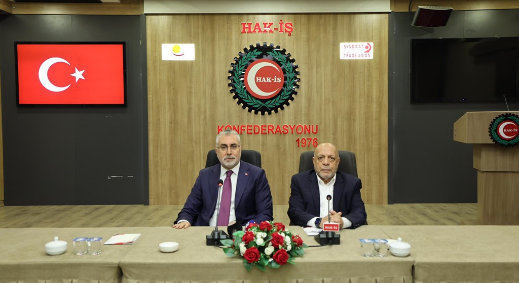 Çalışma ve Sosyal Güvenlik Bakanı Prof. Dr. Vedat Işıkhan, Türk-İş, Hak-İş, Türkiye Kamu-Sen, TESK ve TZOB Konfederasyonlarını ziyaret etti.