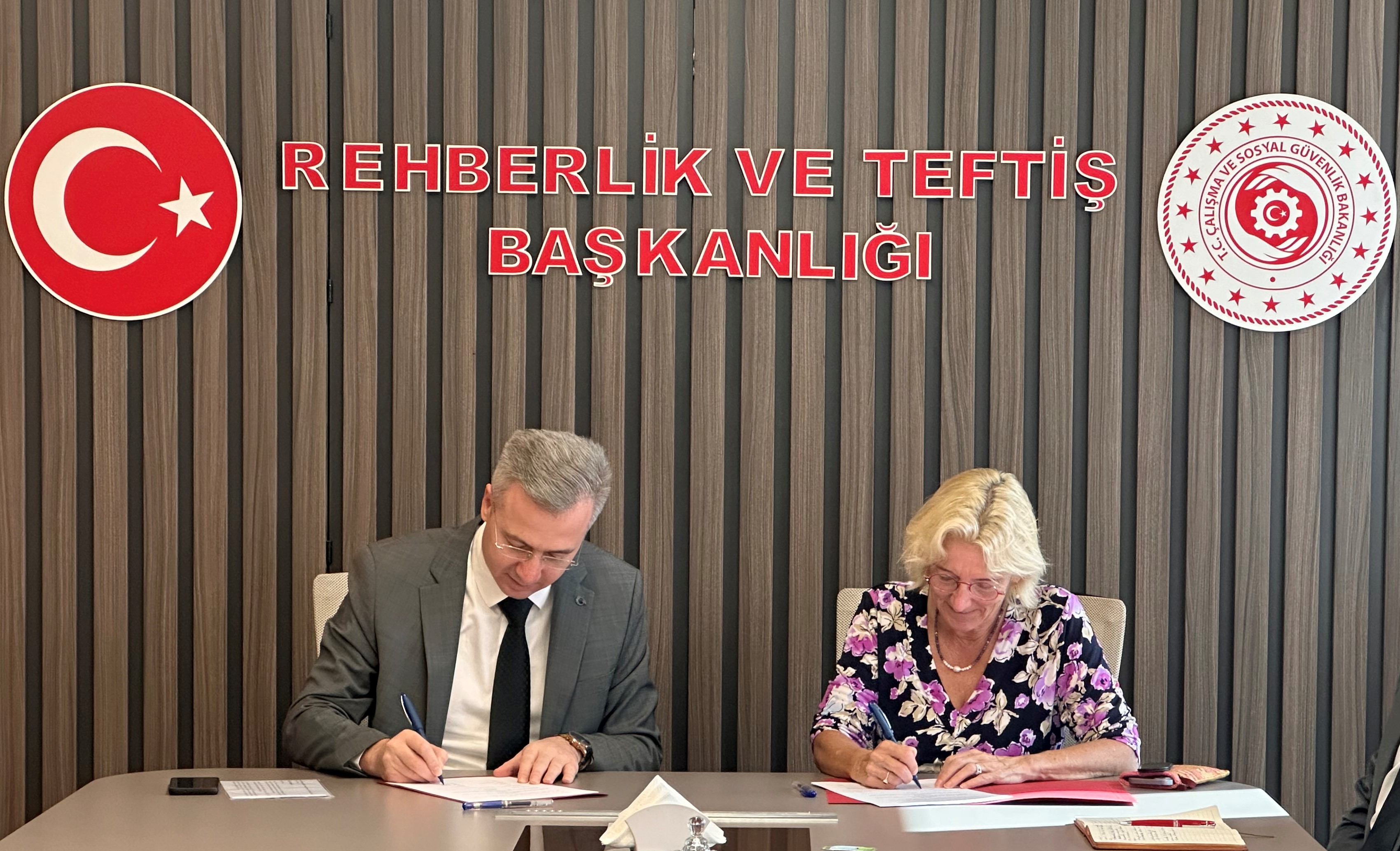 Birleşmiş Milletler Kalkınma Programı'nın ve İsveç Hükümetinin destekleriyle hazırlanıp iş müfettişlerinin kullanımına sunulacak tam donanımlı hibe sahra ofis aracı törenle teslim alındı.