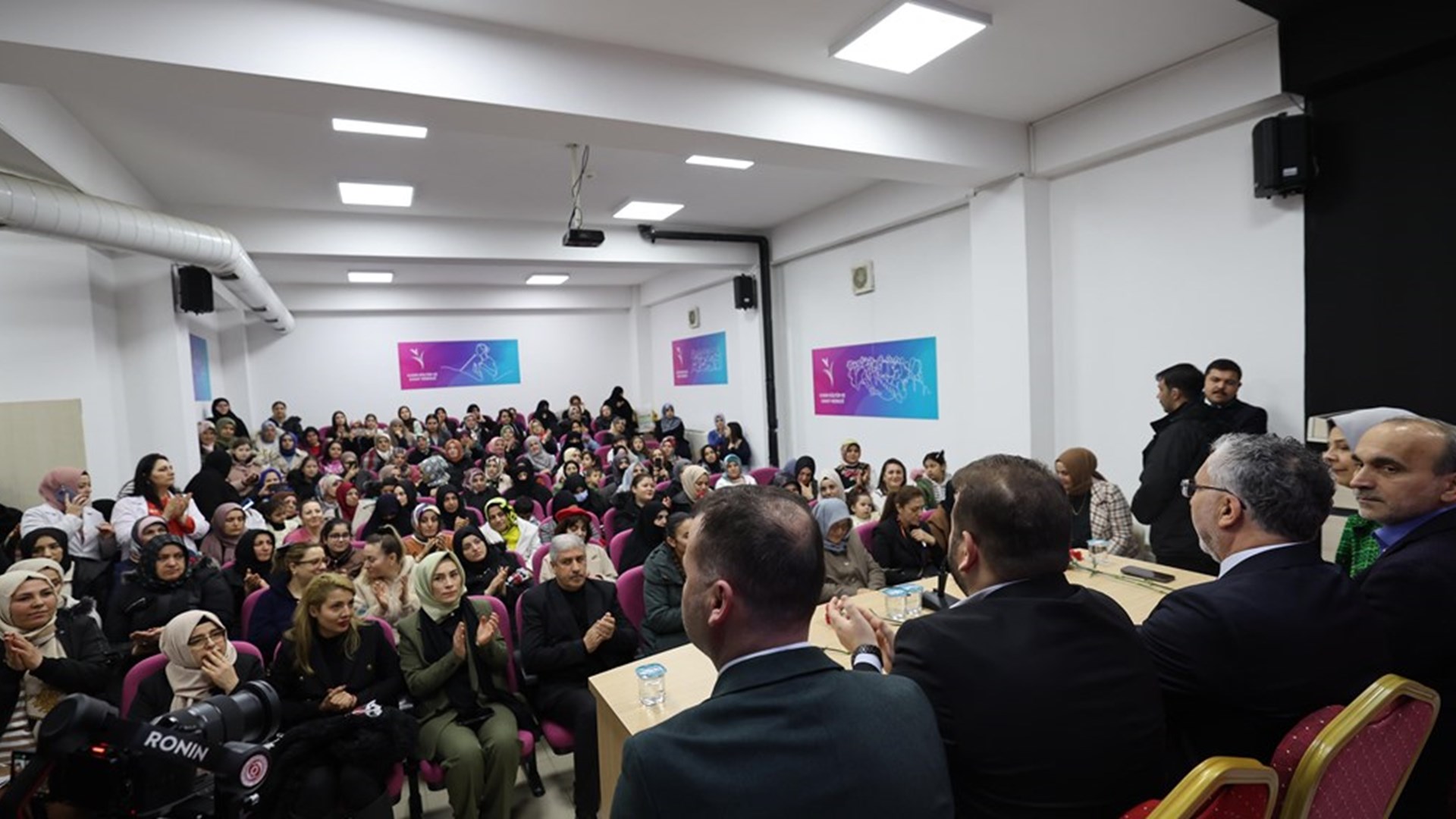 Bakan Işıkhan, İstanbul’da Ziyaretlerde Bulundu