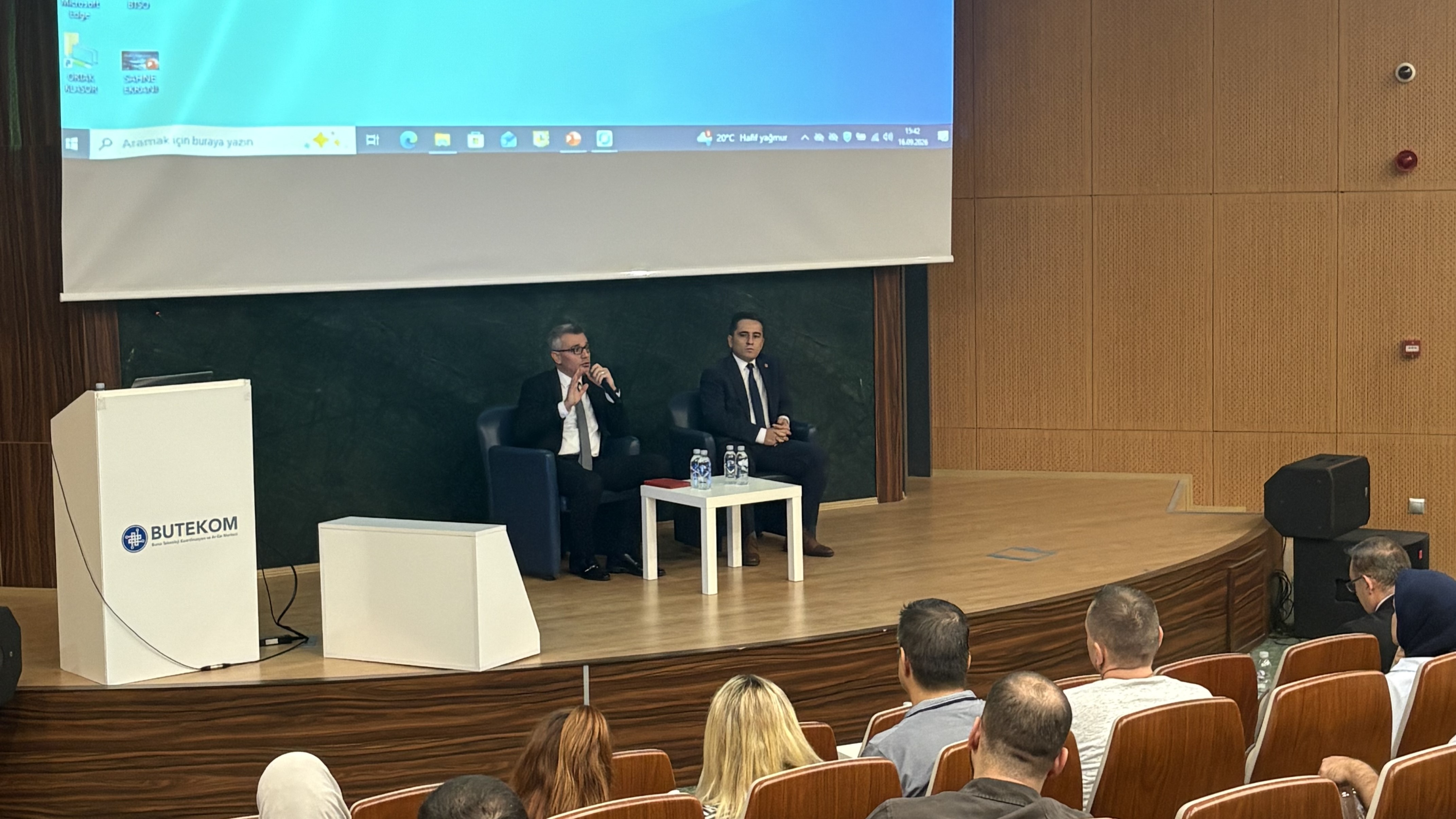 Rehberlik ve Teftiş Başkanlığınca, 2026 yılında yürütülen iş teftişi faaliyetlerine ilişkin bilgilendirme toplantısı 16 Eylül 2026 tarihinde Bursa Teknoloji Koordinasyon ve AR-GE Merkezi Konferans Salonu’nda düzenlendi.