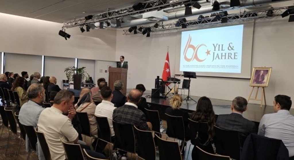 In collaboration with the Office of the Labour and Social Security Attaché in Salzburg, the Consulate General of Salzburg and Turkish Associations active in the region, a commemoration ceremony was held on 11 May 2024 to mark the 60th anniversary of the Labour Force Agreement, which was signed between Türkiye and Austria on 15 May 1964.