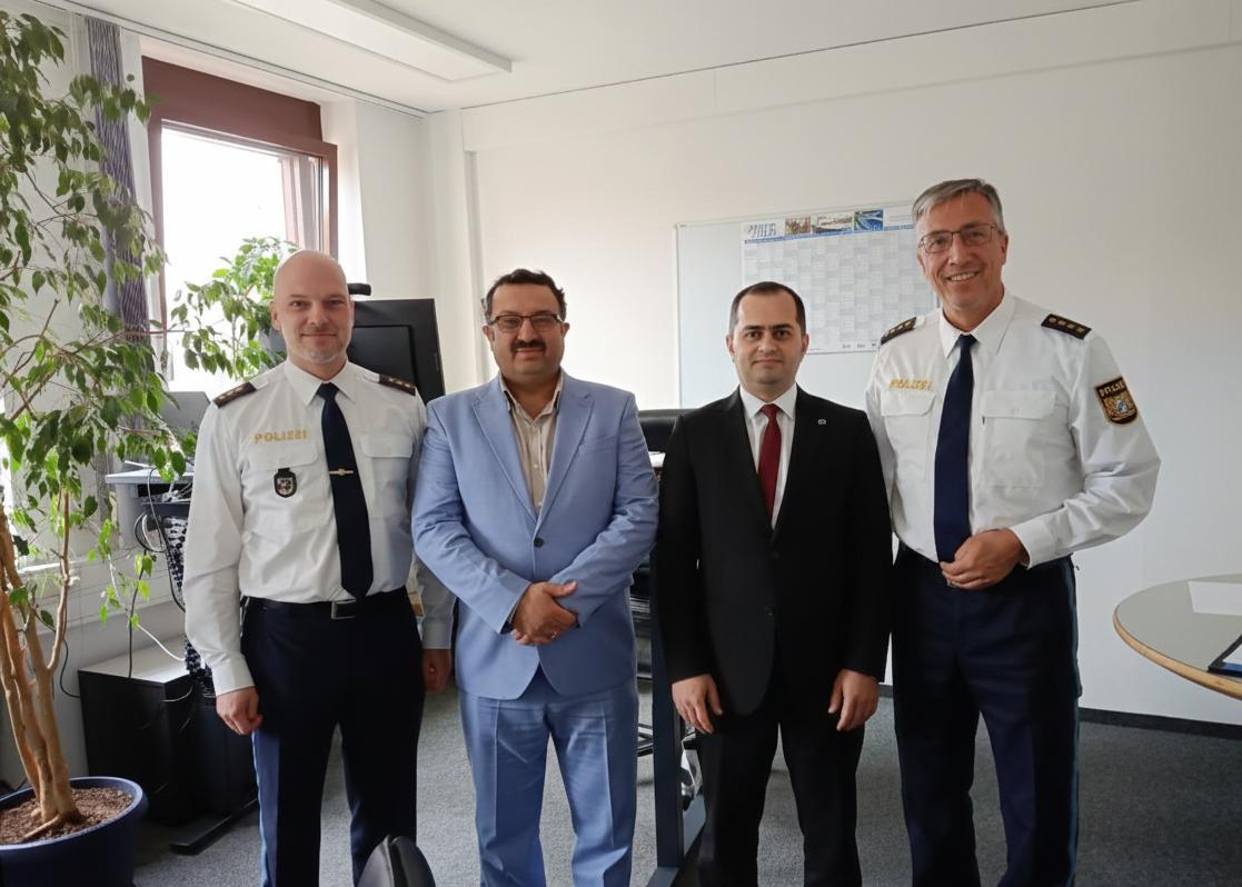 Nürnberg Çalışma ve Sosyal Güvenlik Ataşeliğimiz Orta Frankonya Emniyet Yetkilileriyle Görüşme Gerçekleştirdi