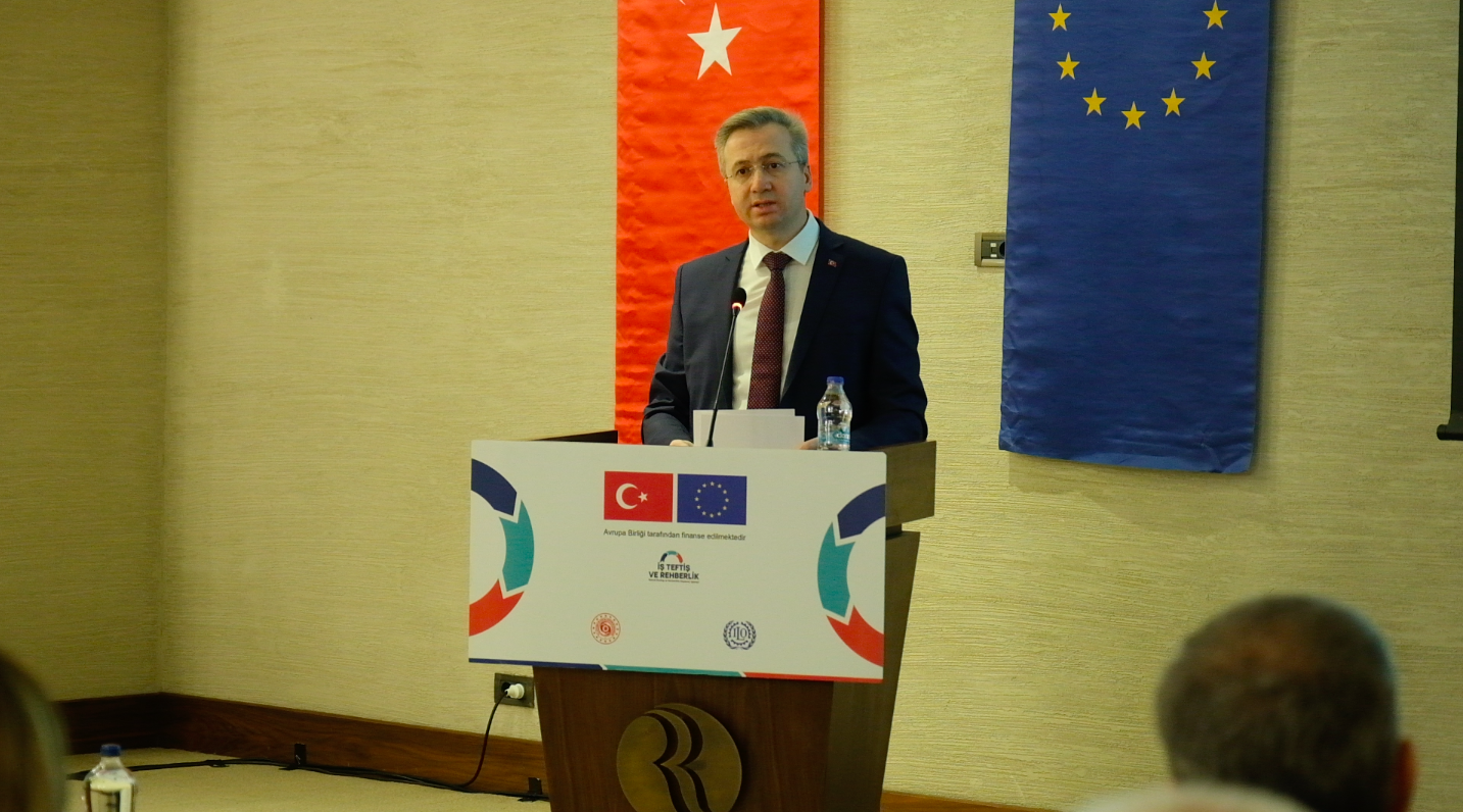 İş Teftiş ve Rehberlik Projesi kapsamında piyasa sistemleri analizi sektörel danışma toplantılarının ilki olan “Tekstil Sektöründe İnsana Yakışır İşler Danışma Toplantısı” 15 Ocak 2025 tarihinde Adana’da gerçekleştirildi.