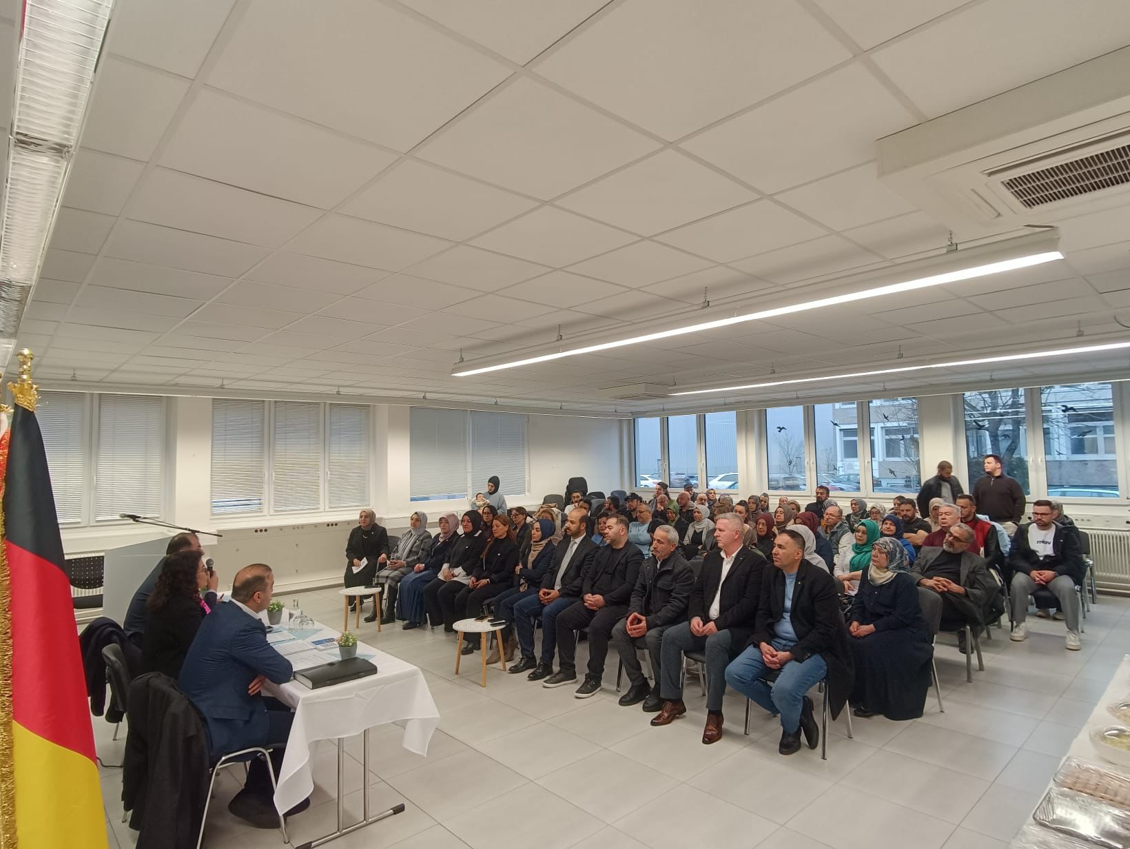 Our Labour and Social Security Attaché’s Office Held Informative Meetings for Public in Stuttgart