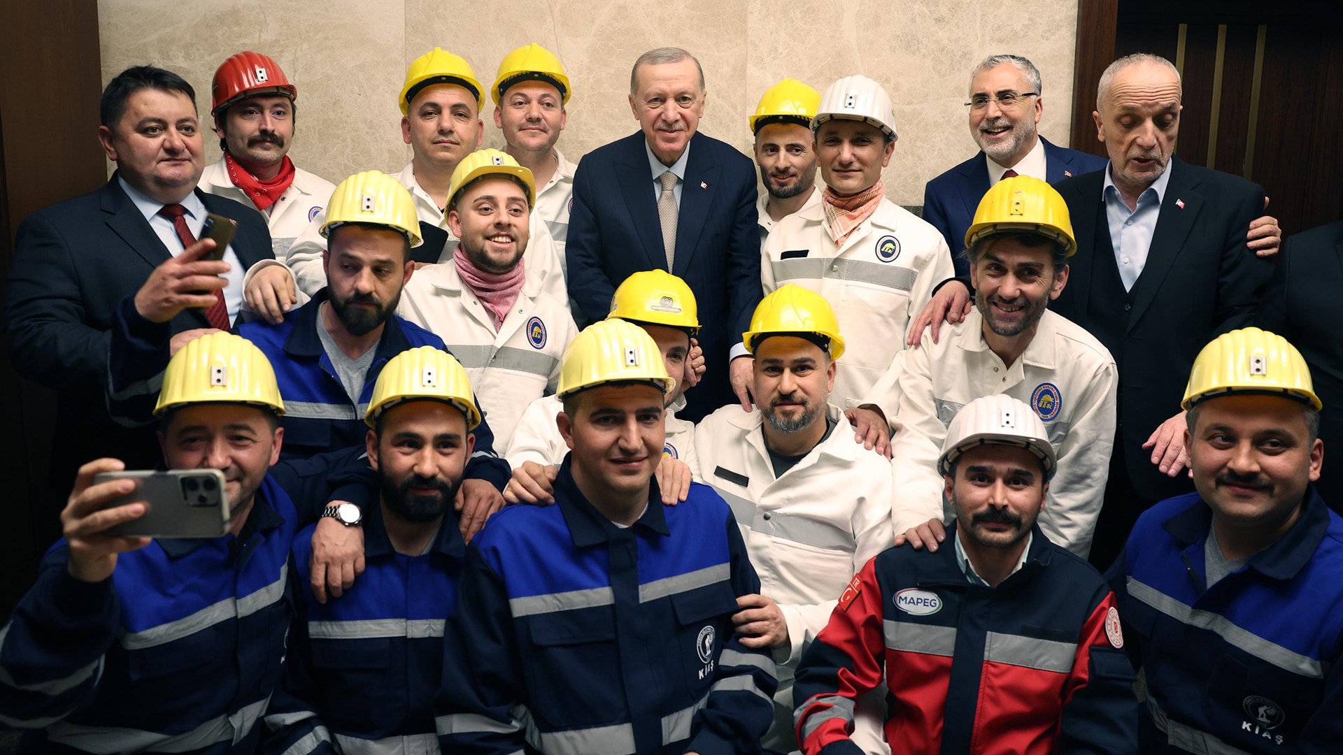 Bakan Işıkhan, 'Emekçiler ile İftar Buluşması'na Katıldı