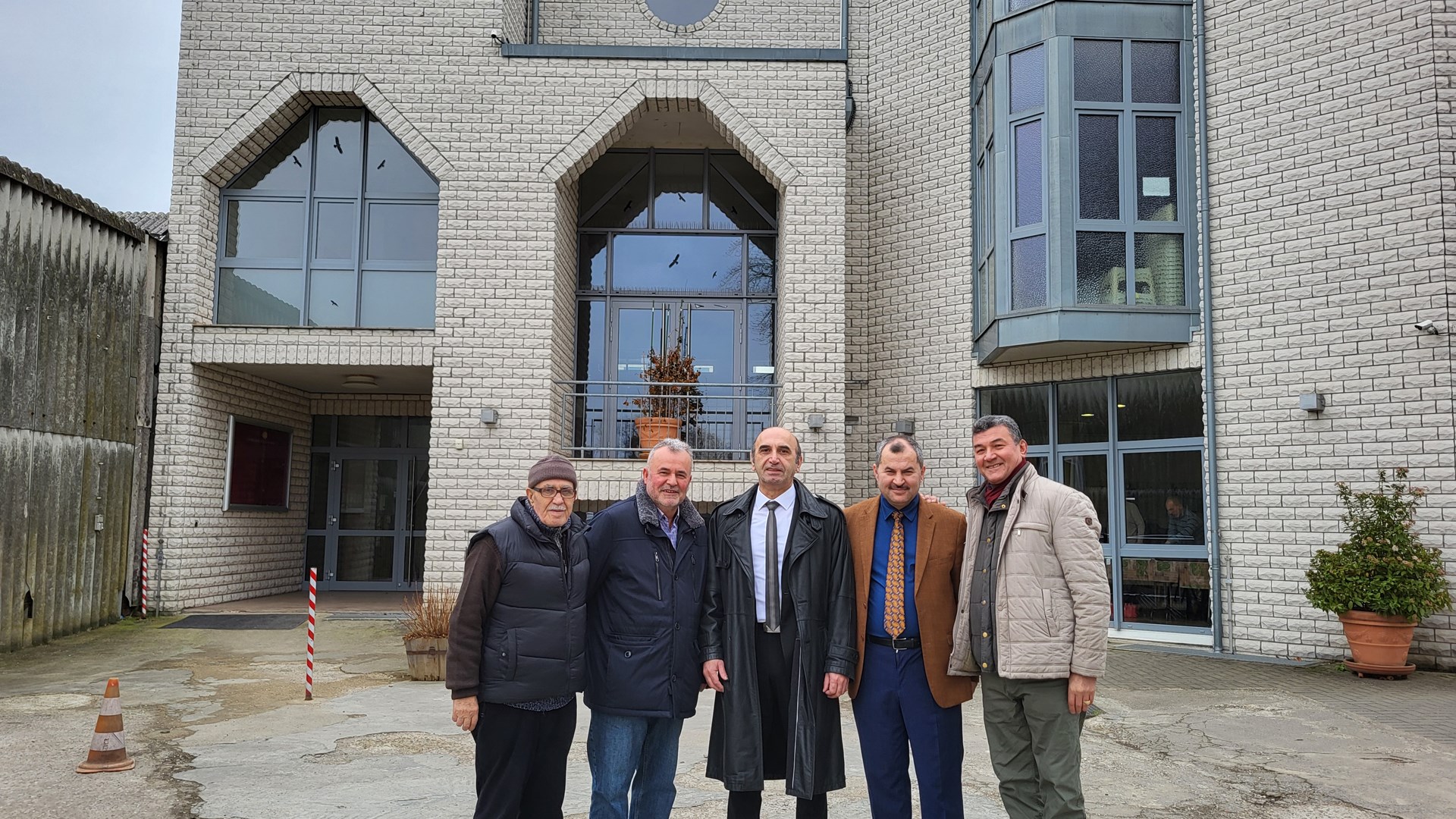 Köln Ataşeliğimiz 7 Şubat 2025 ve 13 Şubat 2025 tarihlerinde vatandaş bilgilendirme toplantıları gerçekleştirmiştir.