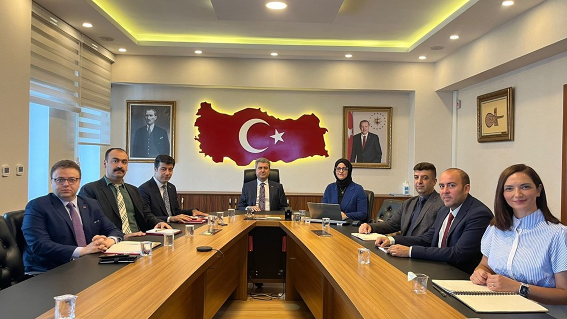 Çalışma Genel Müdürü Dr. Mehmet Baş başkanlığında, dijital platform çalışanlarına yönelik önemli bir toplantı gerçekleştirildi.