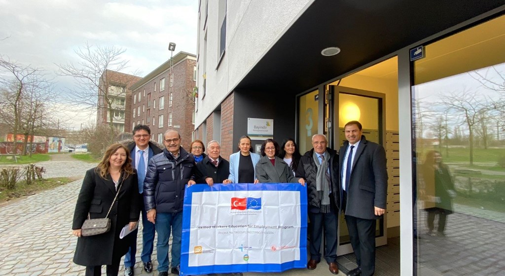 Within the scope of the project approved by our Ministry, the Members of the Board of Directors of the YÖRTÜRK Foundation visited our Labour and Social Security Attaché's Office in Hannover.