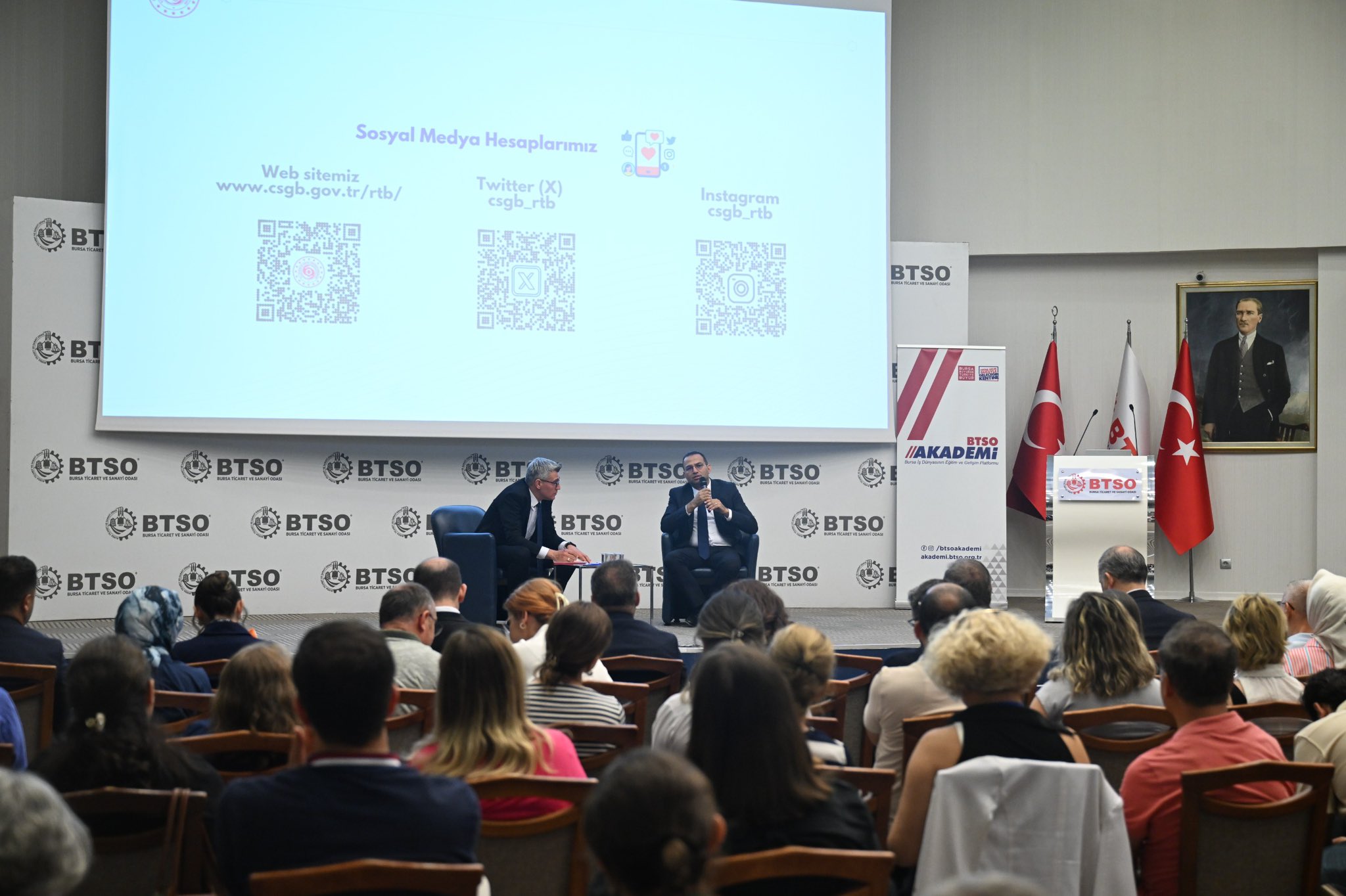 Rehberlik ve Teftiş Başkanlığı tarafından Bursa Ticaret ve Sanayi Odası iş birliğiyle 09 Haziran 2026 tarihinde 2026 yılında yürütülmekte olan iş teftiş faaliyetlerine ilişkin bilgilendirme toplantısı gerçekleştirildi.