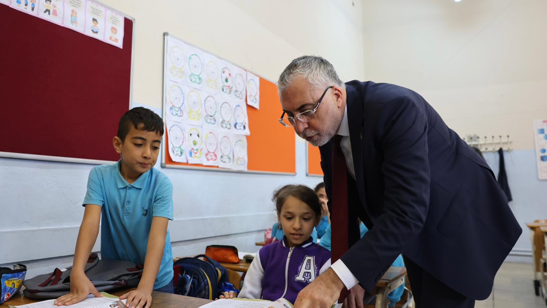 Bakan Işıkhan, İzmir’de Ziyaretlerde Bulundu