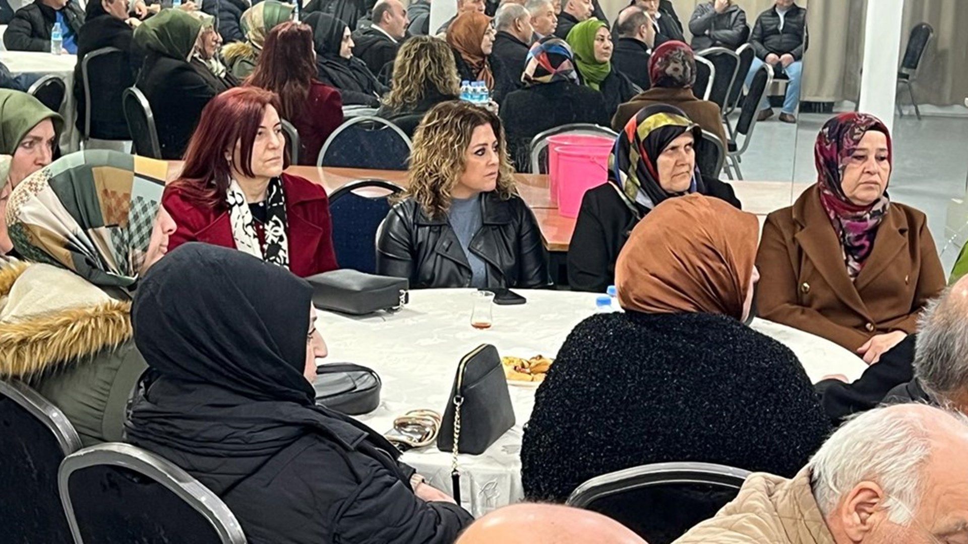 Amsterdam'da ve Utrecht'te Vatandaş Bilgilendirme Toplantıları