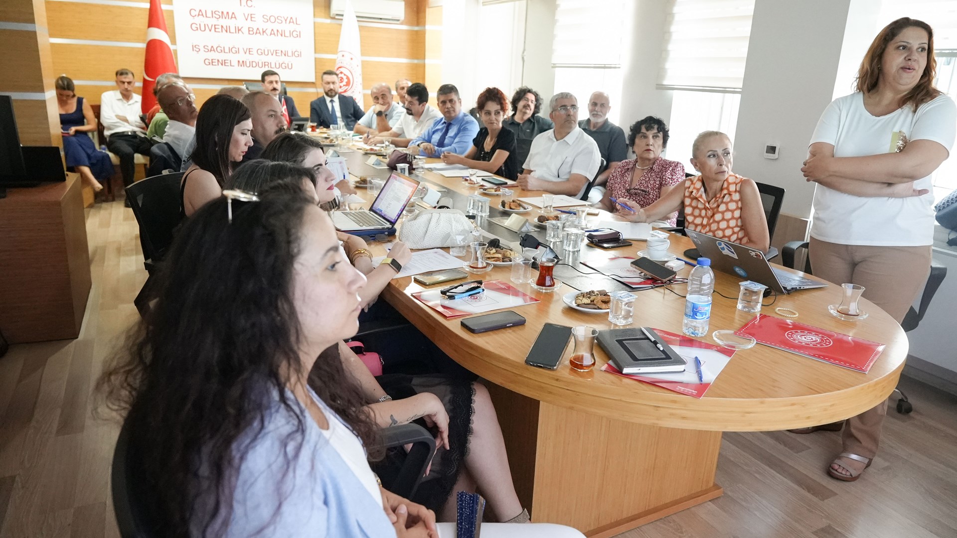 Tozla Mücadele Yönetmeliği kapsamında faaliyet gösteren Tozla Mücadele Komisyonu’nun 2025 yılı içerisindeki ilk, toplamda ise altmış yedinci toplantısı, 05 Ağustos 2025 tarihinde gerçekleştirildi.