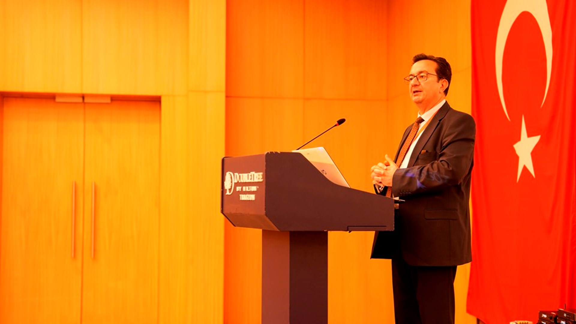 Eğitimde, Sendikalar Ve Toplu İş Sözleşmesi Kanunu Kapsamında Yürütülen Arabuluculuk İşlemlerinin İyi İşleyen Ve Aksayan Yönleri Ele Alındı