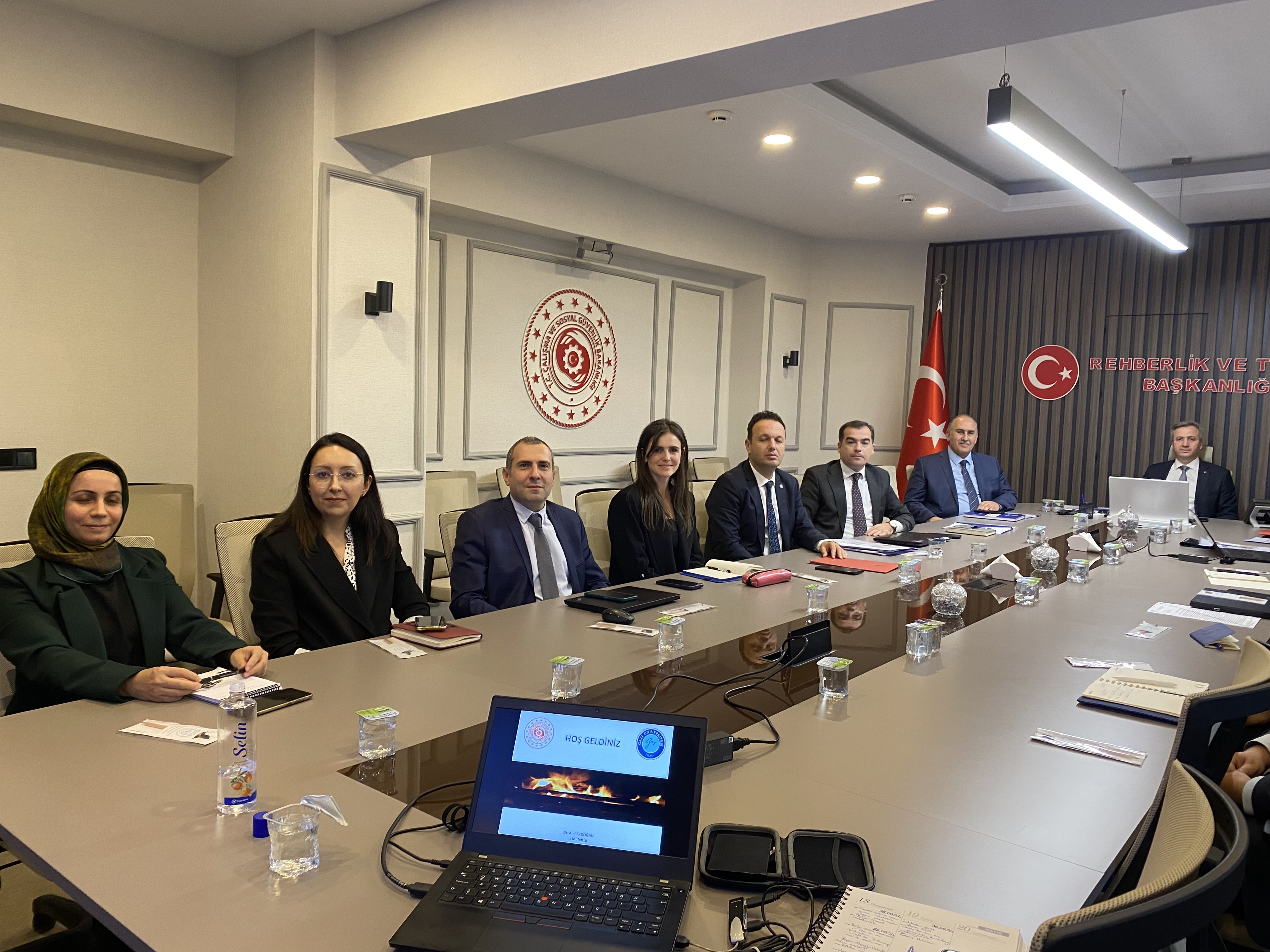 Müfettişlerin doktora tezleri, Başkanlıkta sunulmaya başlandı