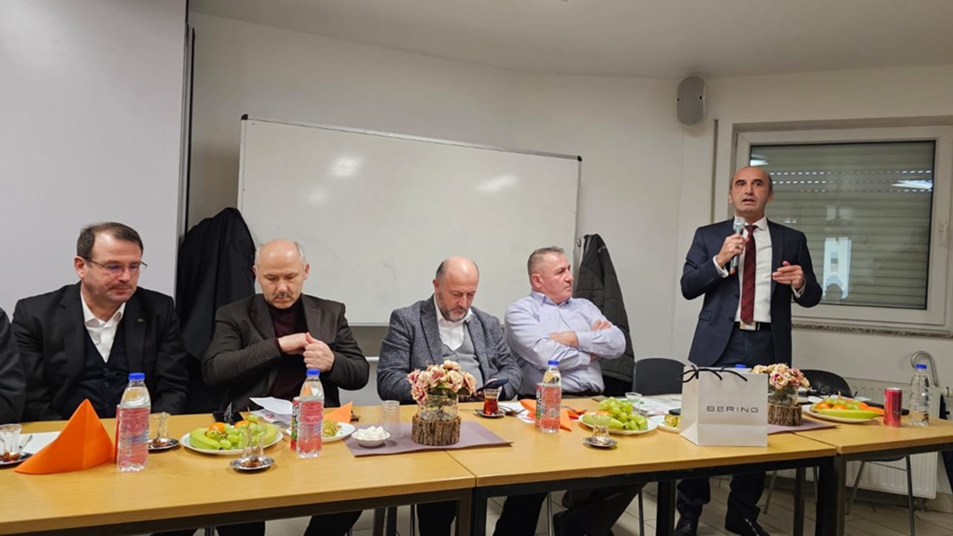 Köln Çalışma ve Sosyal Güvenlik Ataşeliğimiz DİTİB Königswinter Cami Derneğinde vatandaşlarımızla bir araya geldi.