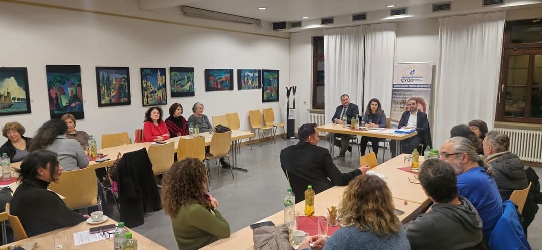 Stuttgart Labour and Social Security Attaché's Office came together with our citizens on Thursday evening, 2 February 2025, at the Association for Supporting Contemporary Life and on Sunday, 9 February 2025, at the DITIB Esslingen Yunus Emre Mosque Association within the scope of public information meetings.