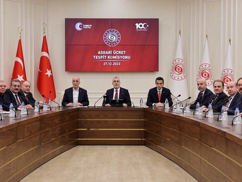 The New Minimum Wage to be Applied in 2024 has been Determined as 17 Thousand 2 TL