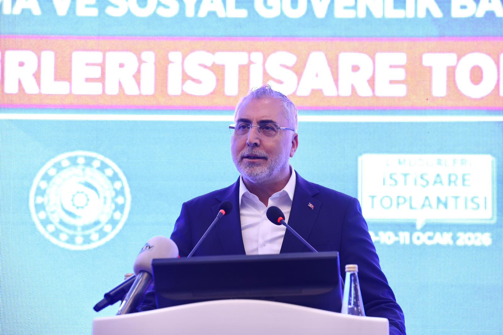 Çalışma ve Sosyal Güvenlik Bakanlığı Birim Amirleri ve İl Müdürleri İstişare Toplantısı Antalya'da Gerçekleştirildi