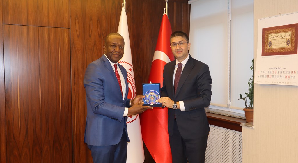 KAMERUN CUMHURİYETİ BÜYÜKELÇİSİ VICTOR TCHATCHOUWO GENEL MÜDÜRLÜĞÜMÜZÜ ZİYARET ETTİ.