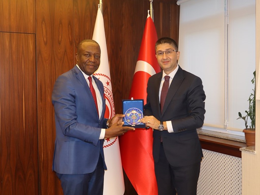 AMBASSADOR OF THE REPUBLIC OF CAMEROON VICTOR TCHATCHOUWO VISITED OUR HEAD OFFICE.