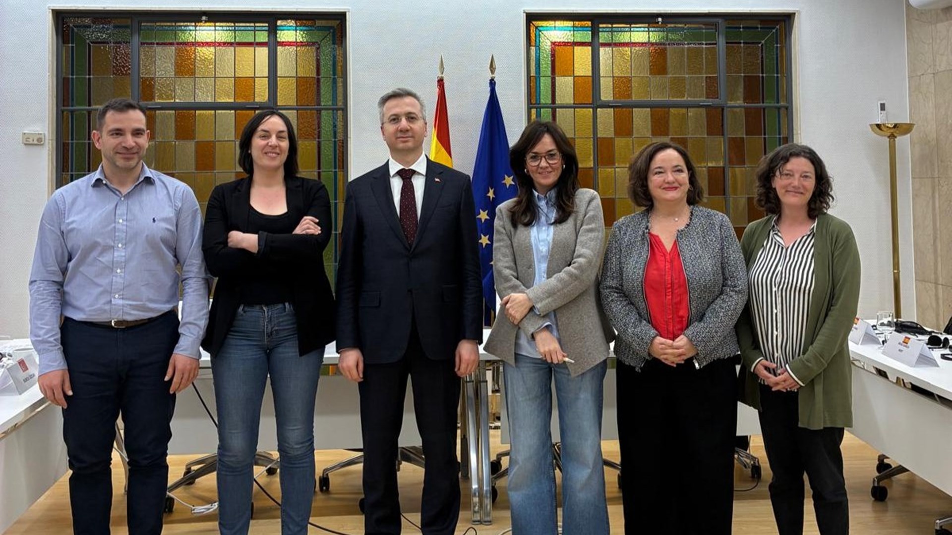 Rehberlik ve Teftiş Başkanımız Bekir Aktürk, Başkan Yardımcımız Resül Yılmaz ve beraberindeki heyet, 7 Mayıs 2025 tarihinde İspanya’nın iş sağlığı ve güvenliği alanındaki yetkili kurumu olan Ulusal İş Sağlığı ve Güvenliği Enstitüsü (INSST) ile toplantıya katıldı.