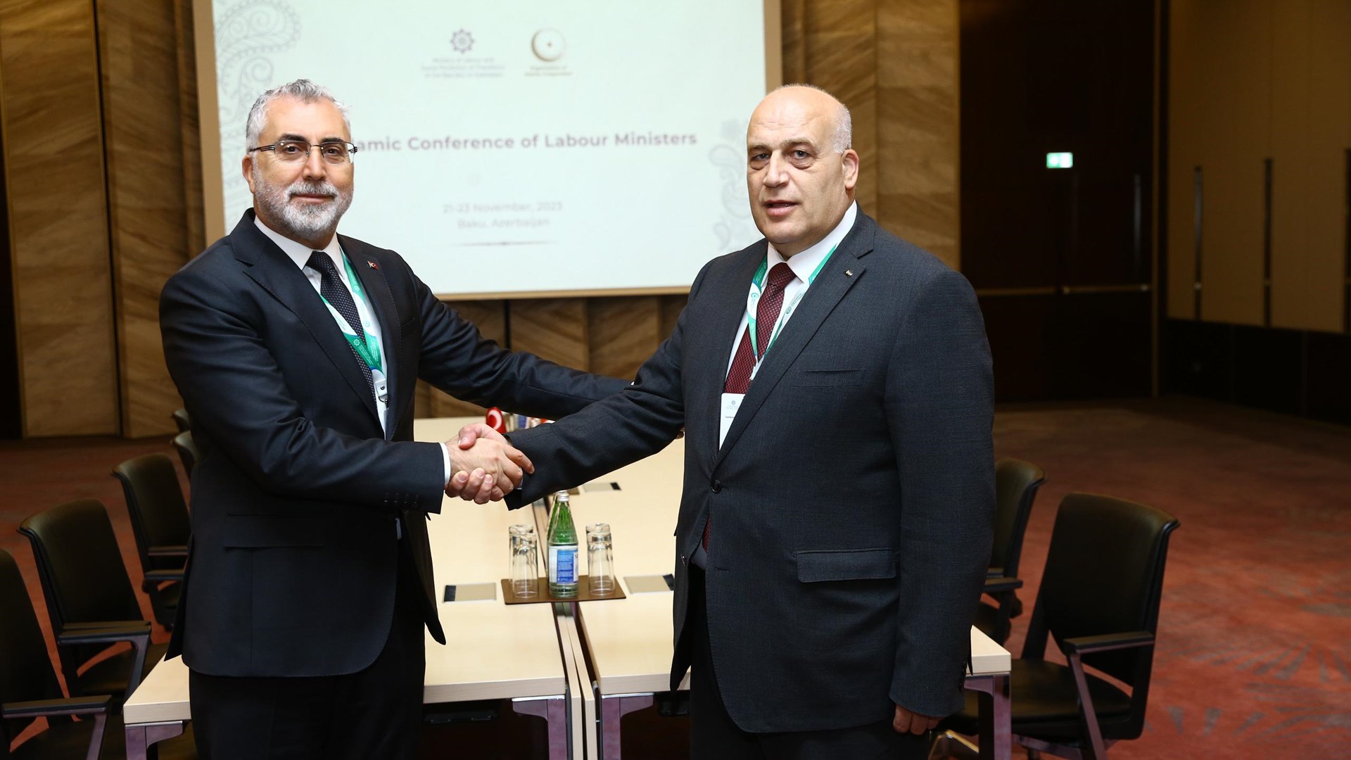 Çalışma ve Sosyal Güvenlik Bakanı Prof. Dr. Vedat Işıkhan, “İİT Üyesi Ülkelerde Yenilikçi Çözümler ve İşgücü ve İstihdam Hizmetlerinin Dijitalleştirilmesi” temasıyla 21-23 Kasım tarihlerinde Azerbaycan’da düzenlenecek İslam İşbirliği Teşkilatı (İİT) 5. Çalışma Bakanları Konferansı’na katılmak üzere Bakü’ye gitti.