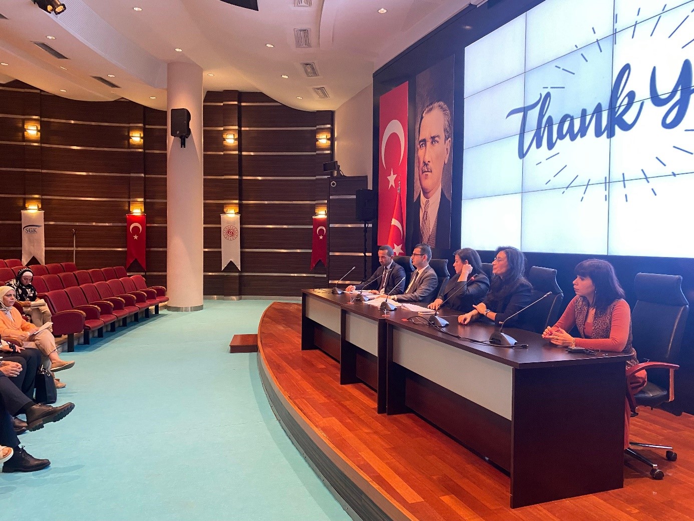 Within the scope of the “Hiya-MENA Initiative” which is organized by the German Agency for International Cooperation (Deutsche Gesellschaft für Internationale Zusammenarbeit – GIZ) on behalf of the German Federal Ministry for Economic Cooperation and Development (BMZ) and targeting Middle Eastern and North African countries, a workshop was hosted by our Ministry at the Social Security Institution Erdoğan Özen Meeting Hall on September 30, 2025.