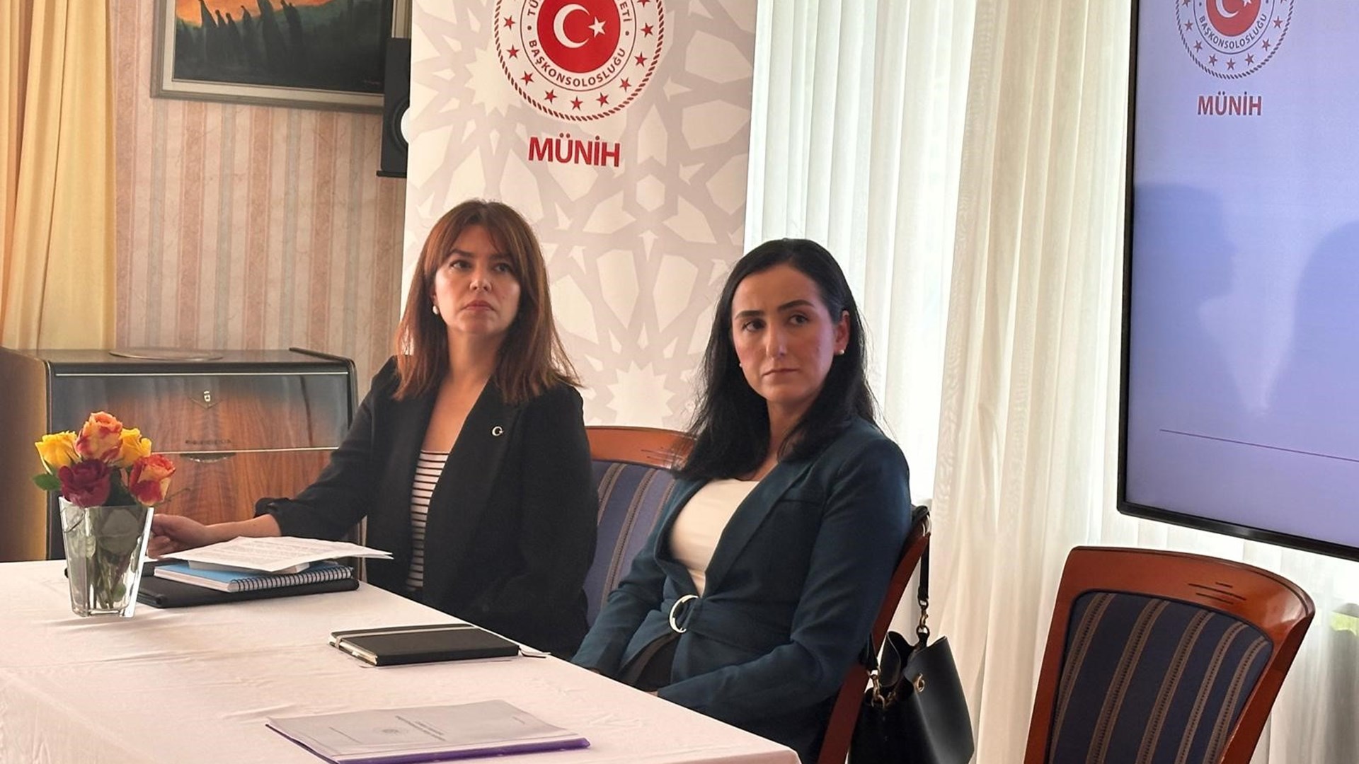 Münih'te Sivil Toplum Kuruluşlarıyla Eşgüdüm ve Bilgilendirme Toplantısı Gerçekleştirildi