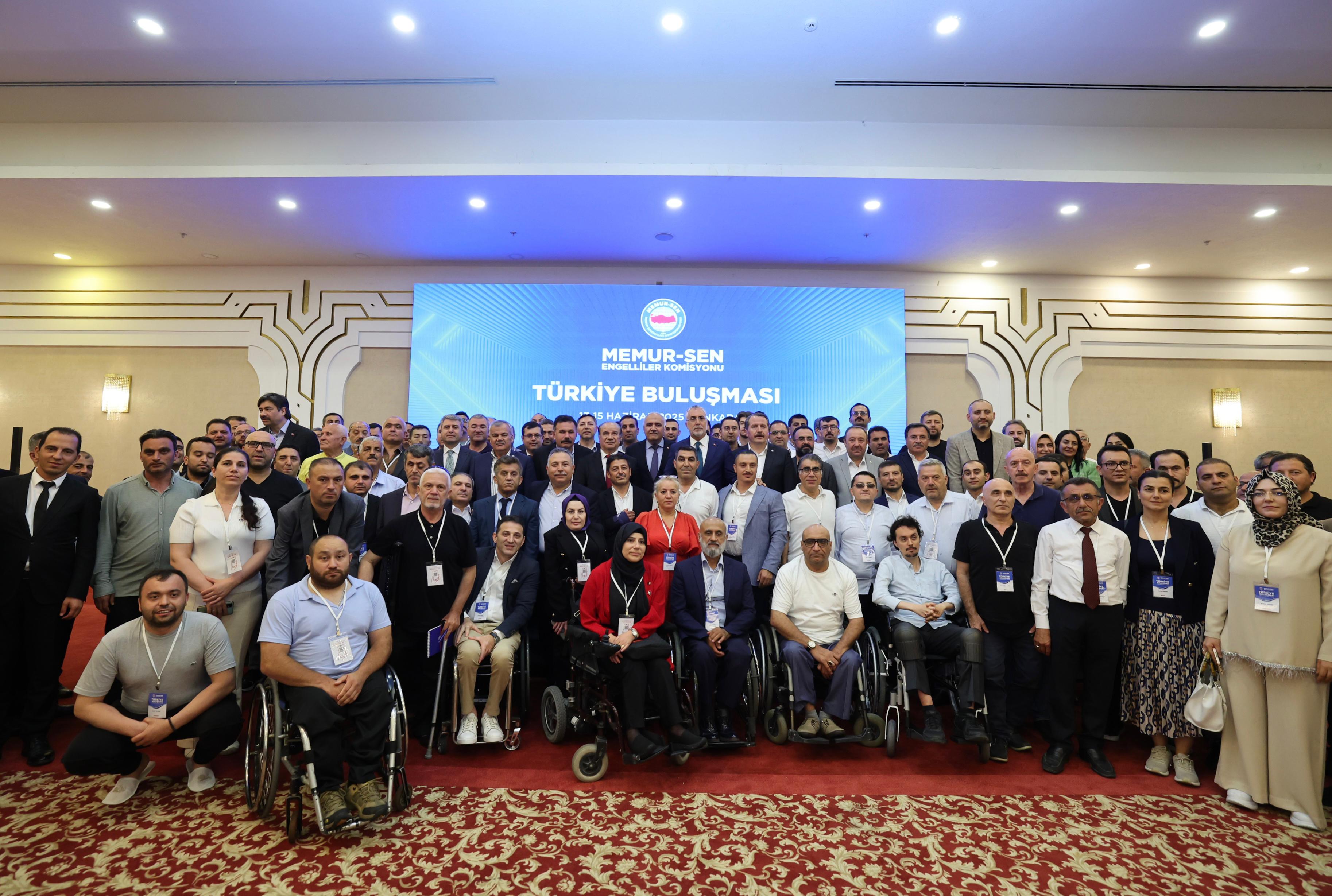 Bakan Işıkhan, "Memur-Sen Engelliler Komisyonu Türkiye Buluşması" Programına Katıldı