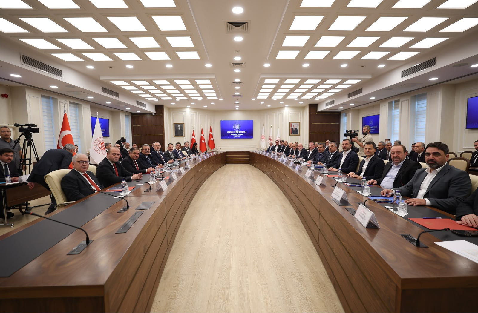 Kamu Personeli Danışma Kurulu, Bakan Işıkhan’ın Başkanlığında Toplandı