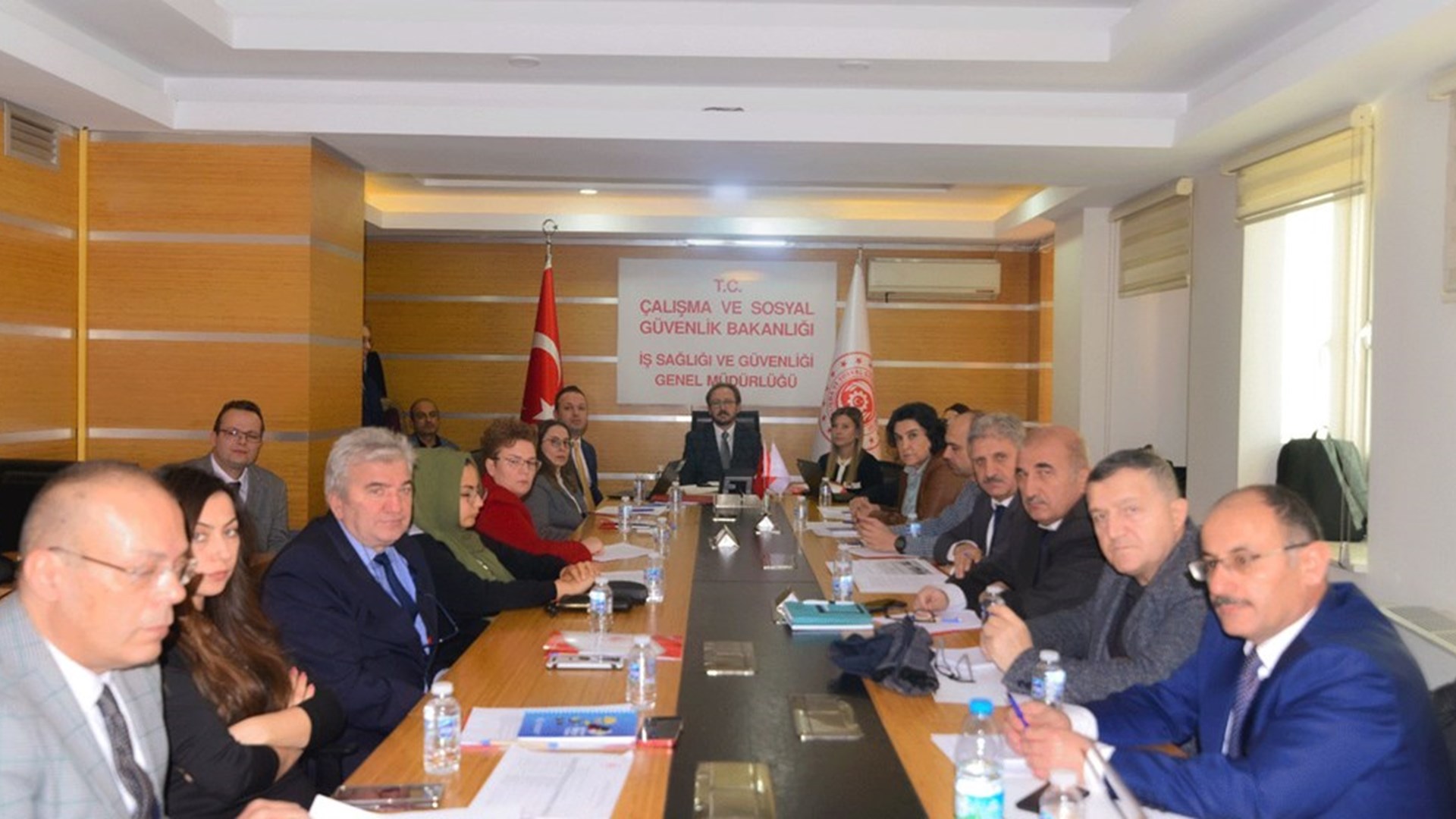 Tozla Mücadele Komisyonu, 64’üncü toplantısı, İş Sağlığı ve Güvenliği Genel Müdürü Prof. Dr. M. Fatih Bilal ALODALI başkanlığında gerçekleştirildi.