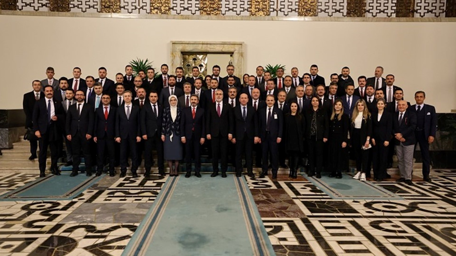 Çalışma ve Sosyal Güvenlik Bakanı Prof. Dr. Vedat Işıkhan, TBMM Genel Kurulunda, Bakanlığın 2024 yılı bütçesi üzerinde konuşma yaptı.