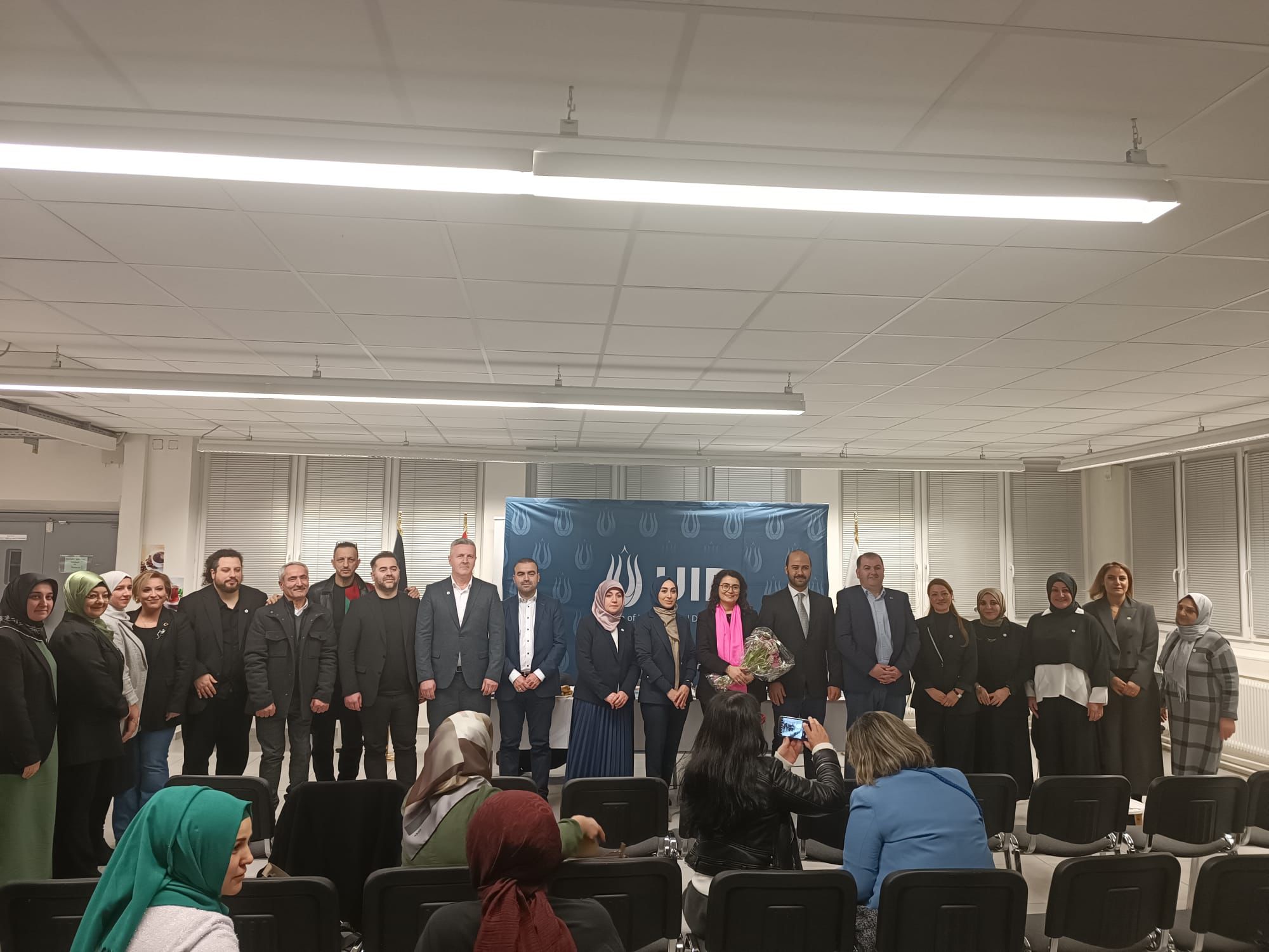 Our Labour and Social Security Attaché’s Office Held Informative Meetings for Public in Stuttgart