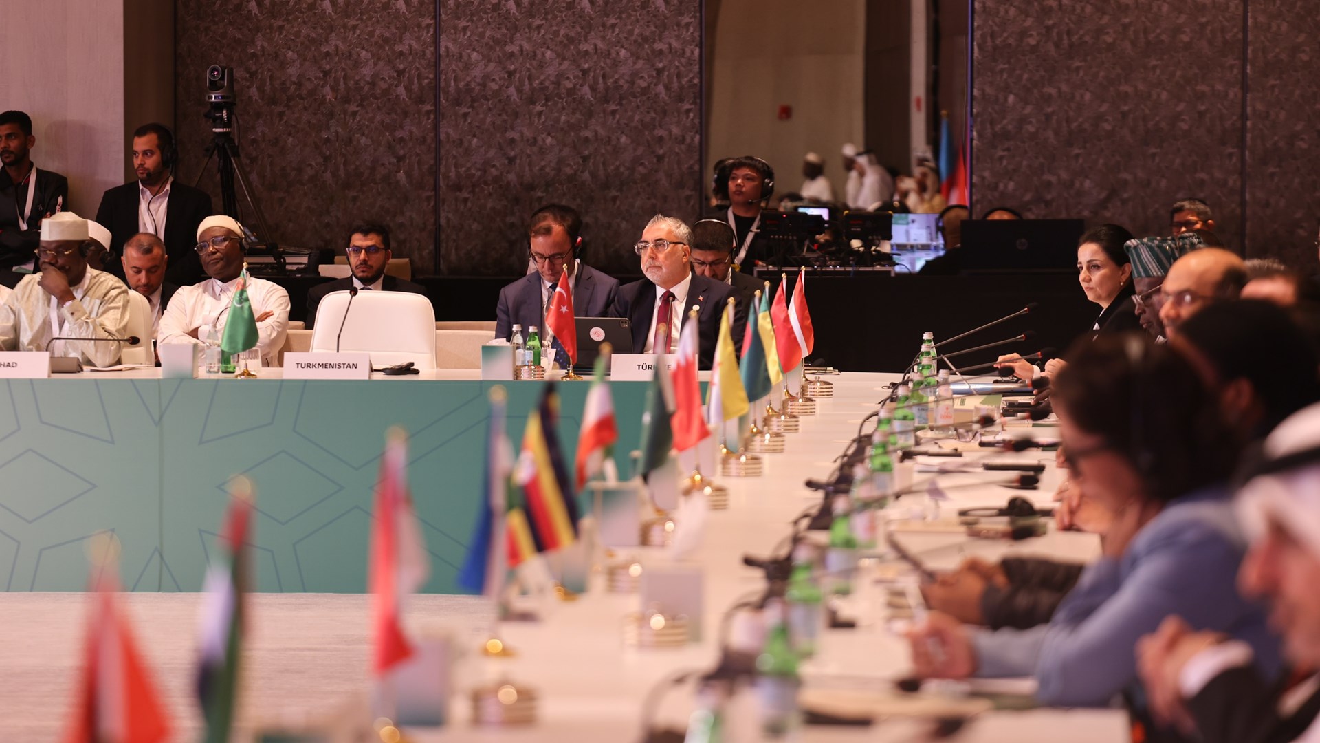 Bakan Işıkhan, İslam İşbirliği Teşkilatı Çalışma Bakanları 6. İslam Konferansı’na Katıldı