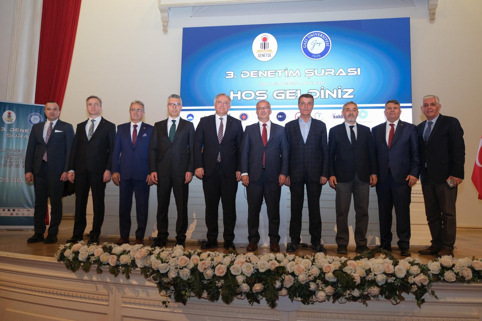 Gazi Üniversitesi Rektörlük Mimar Kemalettin Salonunda “Kamu Denetiminde Yeni Yaklaşımlar: Dijital Dönüşüm, Yapay Zekâ ve Sürdürülebilirlik” temasıyla 20 Kasım 2025 tarihinde düzenlenen 3. Denetim Şurasına, Rehberlik ve Teftiş Başkanımız Bekir Aktürk de katılarak çalışma hayatında denetim ve mesleki motivasyona ilişkin kapsamlı bir sunum gerçekleştirdi.