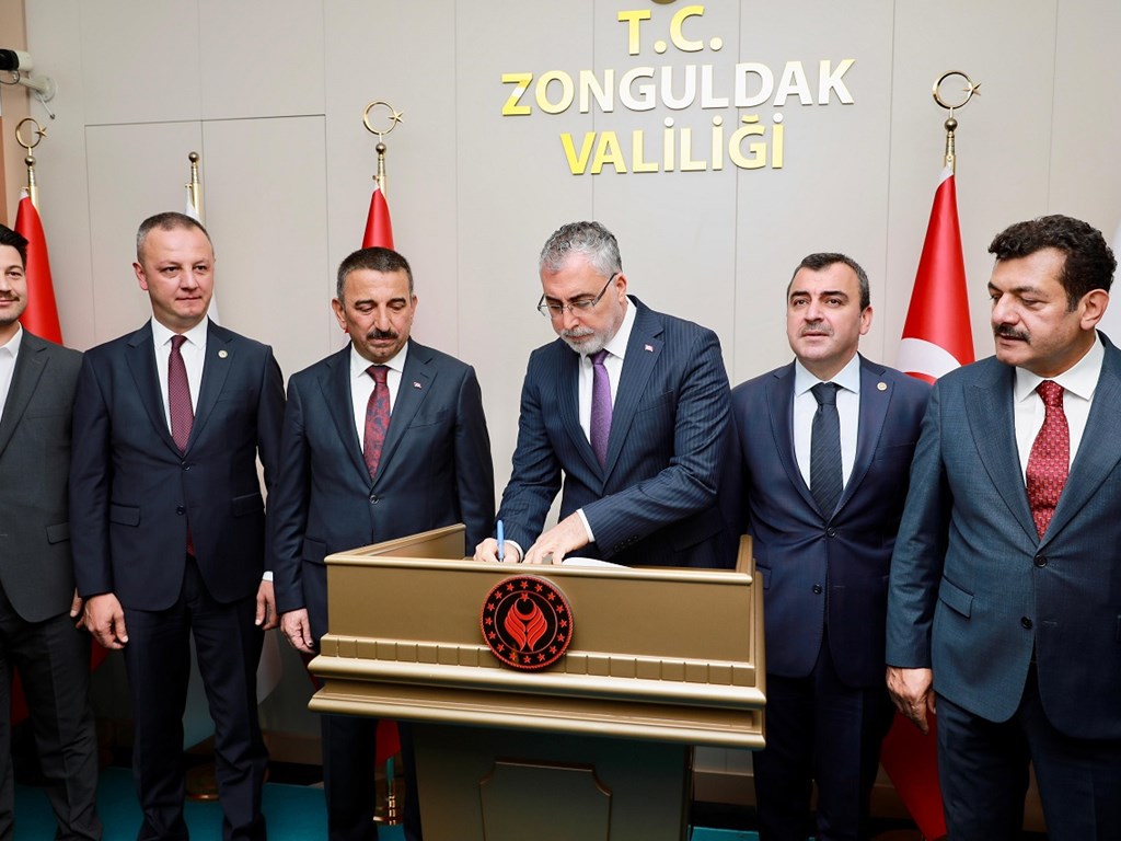 Minister Işıkhan visited Zonguldak within the scope of "City Meetings"