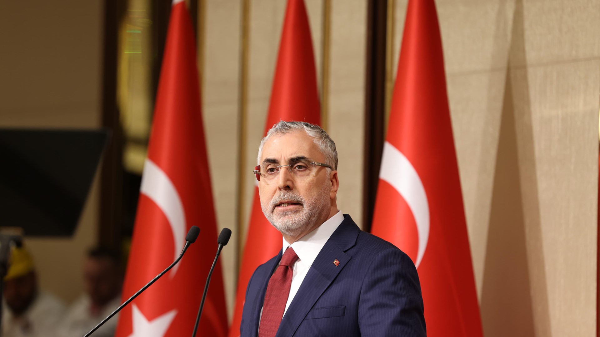 Bakan Işıkhan, 'Emekçiler ile İftar Buluşması'na Katıldı