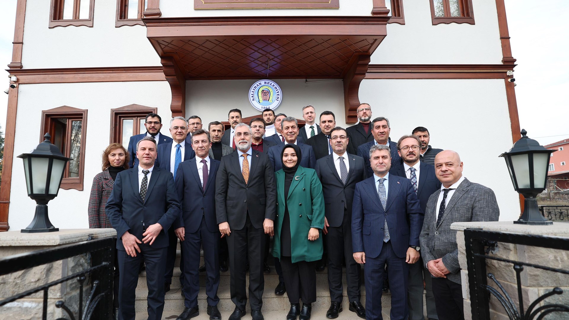 Our Minister of Labor and Social Security, Prof. Dr. Vedat IŞIKHAN and our General Manager Mehmet BAŞ visited Çayırhan Underground Mine in Ankara's Nallıhan district on the occasion of December 4, World Miners' Day.
