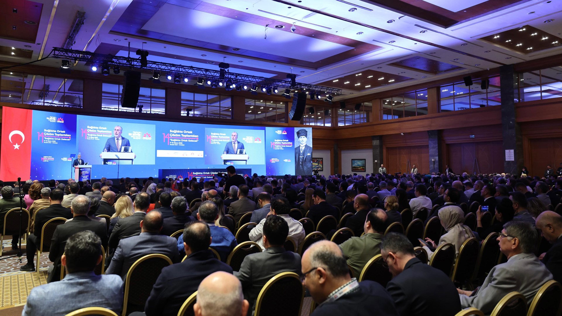 Bakan Işıkhan, 14. OHSAD Kurultayı’na Katıldı