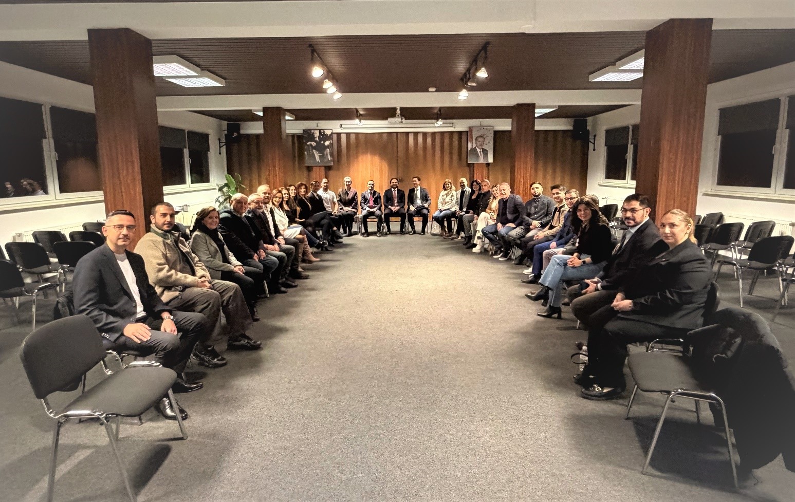 Cologne Labour and Social Security Attaché's Office Organized a Consultation Meeting on the Employment of Young People Residing in Germany.