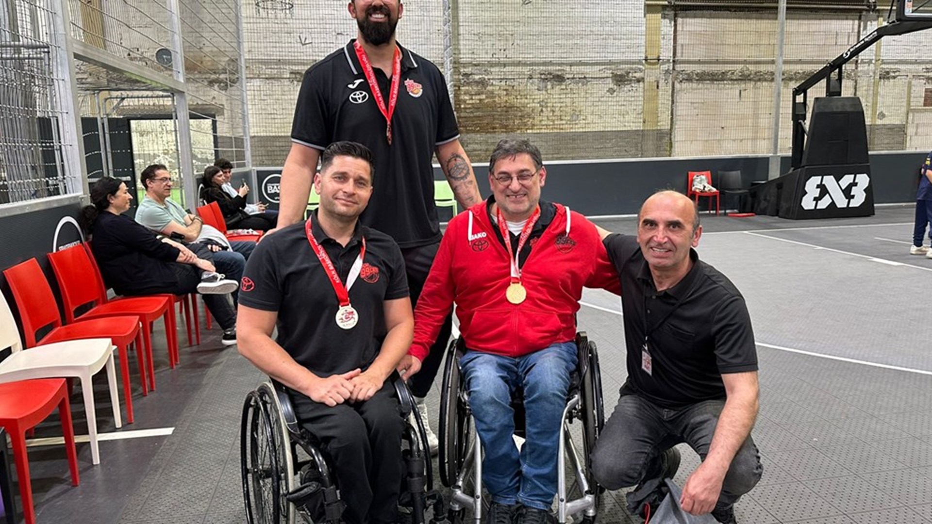 Köln Çalışma ve Sosyal Güvenlik Ataşeliğimizin T.C. Köln Başkonsolosluğunun himayesinde DİTİB Köln Bölge Veliler Birliği ile birlikte çeşitli etkinliklerle gerçekleştirdiği “19 Mayıs Atatürk’ü anma Gençlik ve Spor Bayramı” büyük bir coşkuyla kutlandı.