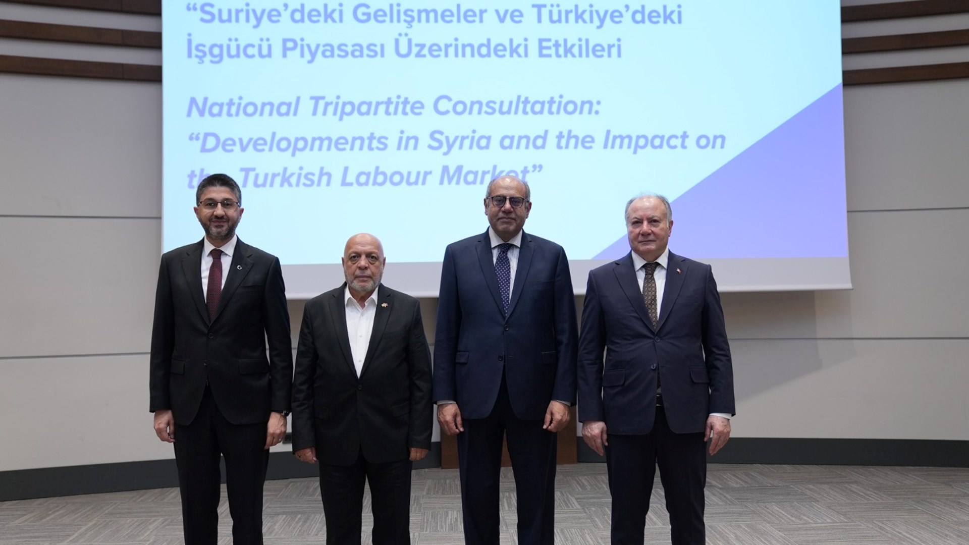 Uluslararası Çalışma Örgütü (ILO) Türkiye Ofisi’nin koordinasyonunda, 13 Mayıs 2025 tarihinde Ankara’da “Ulusal Üçlü İstişare: Suriye’deki Gelişmeler ve Türkiye’deki İşgücü Piyasası Üzerindeki Etkileri” başlıklı bir etkinlik düzenlendi.