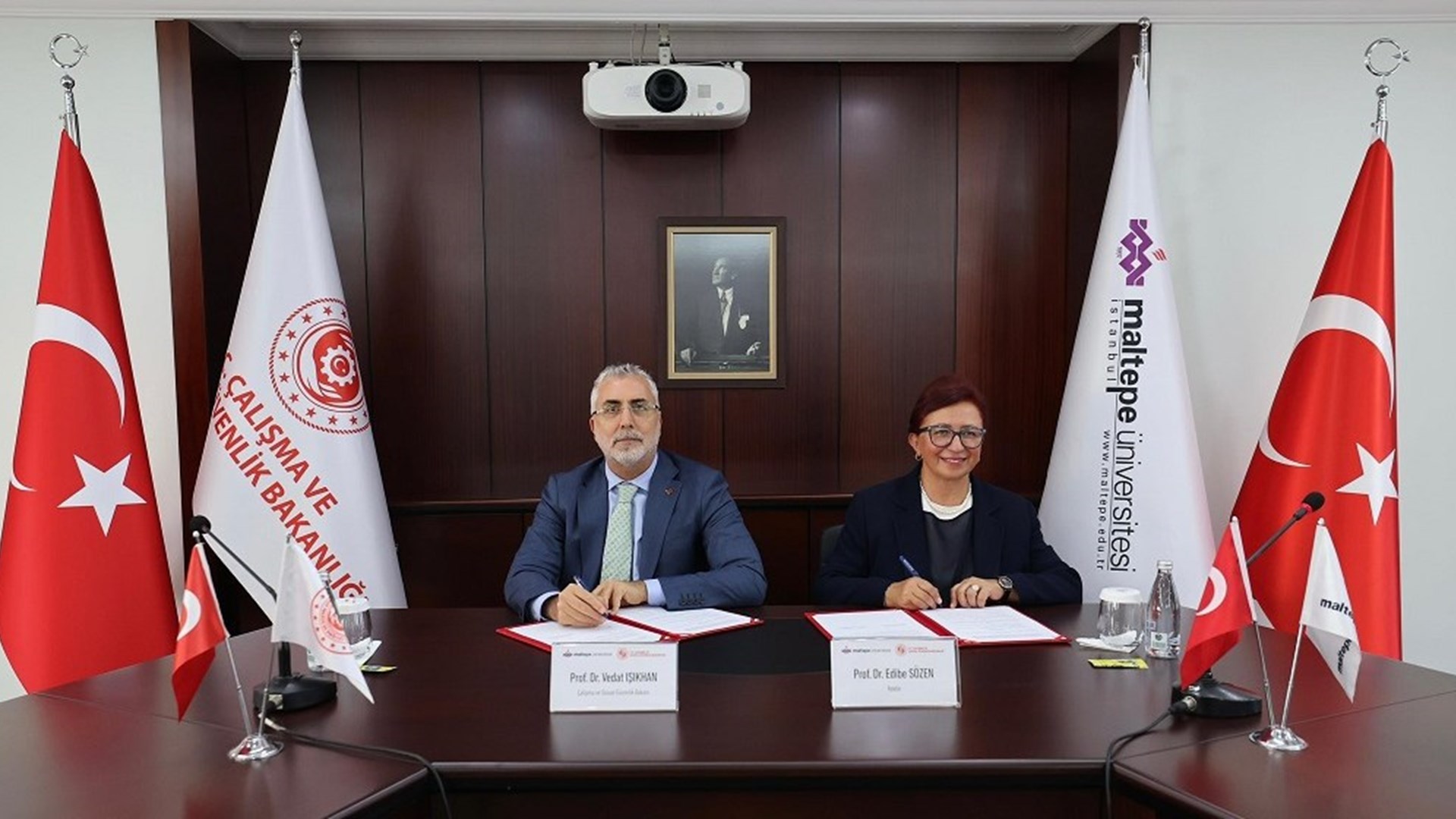 Çalışma ve Sosyal Güvenlik Bakanlığı ile Maltepe Üniversitesi Arasında Yurt Dışında Yaşayan Türklere Dair Ortak Çalışmalar Yapılmasına İlişkin İşbirliği Protokolü İmzalandı.