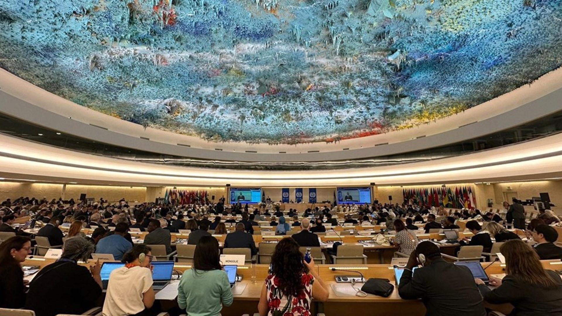 Çalışma ve Sosyal Güvenlik Bakanı Prof. Dr. Vedat Işıkhan, ILO'nun 112'nci Uluslararası Çalışma Konferansı'na katılmak üzere Cenevre’ye gitti.